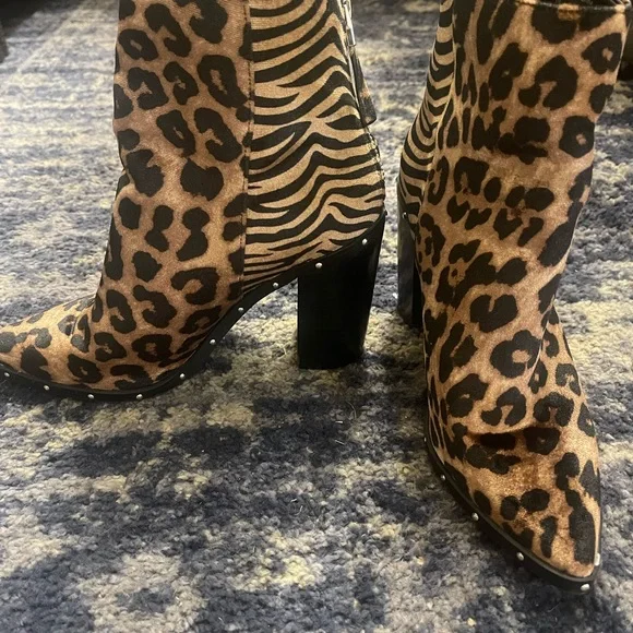 Leopard Print Ankle Boots - Picture 2 of 3